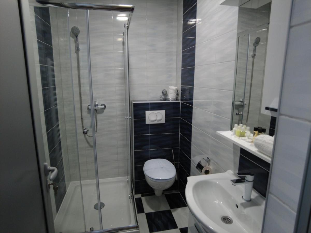 Motel Aladin ซาซิน ภายนอก รูปภาพ